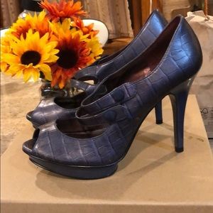 Carlos Santana blue/grey shoes